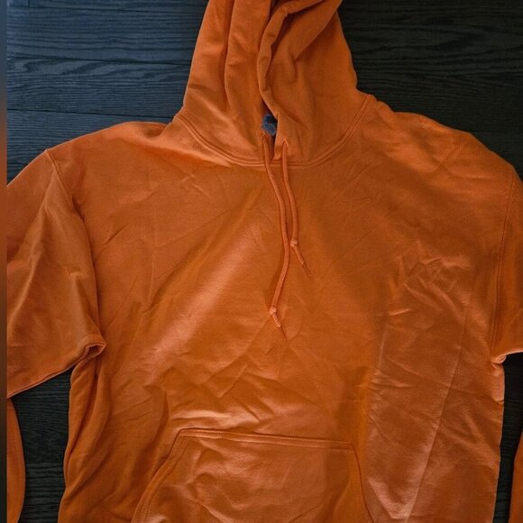 Gildan Men's Heavy Blend Hooded Sweatshirt - Picture 4 of 5